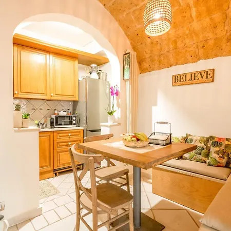 Cozy House In The Old *